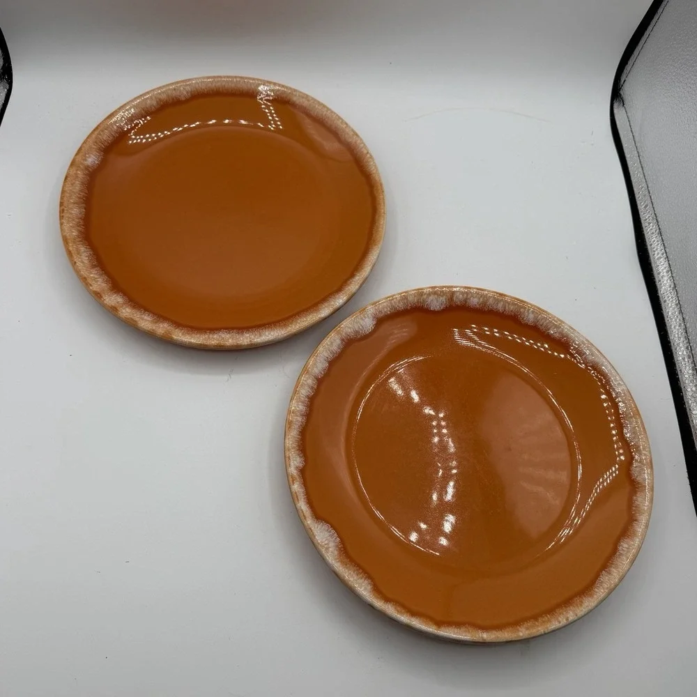 Set of 4 Vintage Hull Tangerine Orange Drip Glaze Dinner Plates 10.5